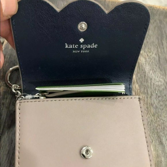 Kate Spade Coin/Card Wallet - Picture 3 of 7